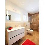 With 10 Bedrooms * マリア・アルム・アム・シュタイナーネン・メアー