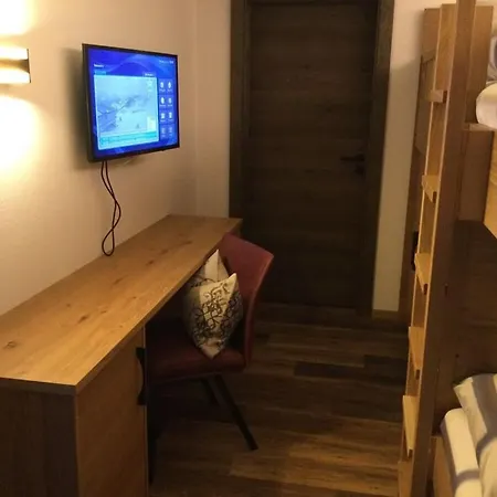 With 10 Bedrooms Maria Alm am Steinernen Meer