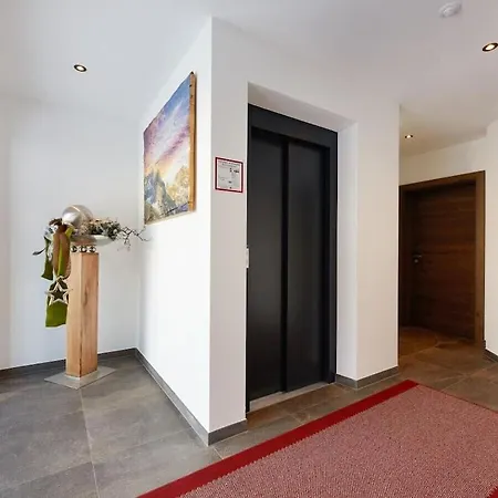 With 10 Bedrooms Ferienhaus Maria Alm am Steinernen Meer