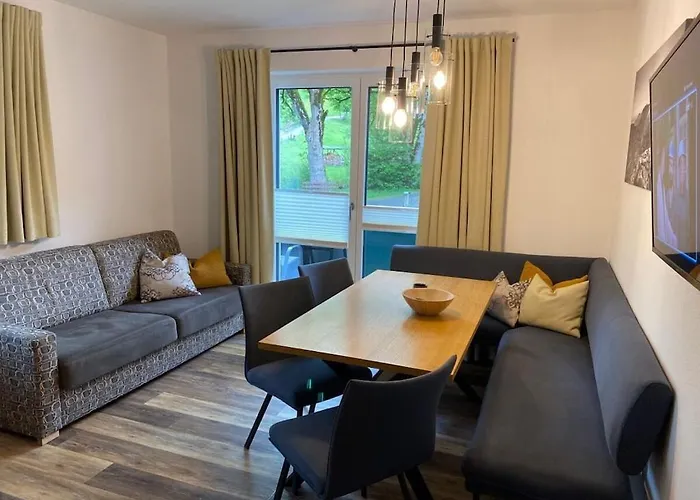 With 10 Bedrooms Dom wakacyjny Maria Alm am Steinernen Meer